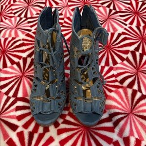 Dollhouse Blue Cutout Sandals